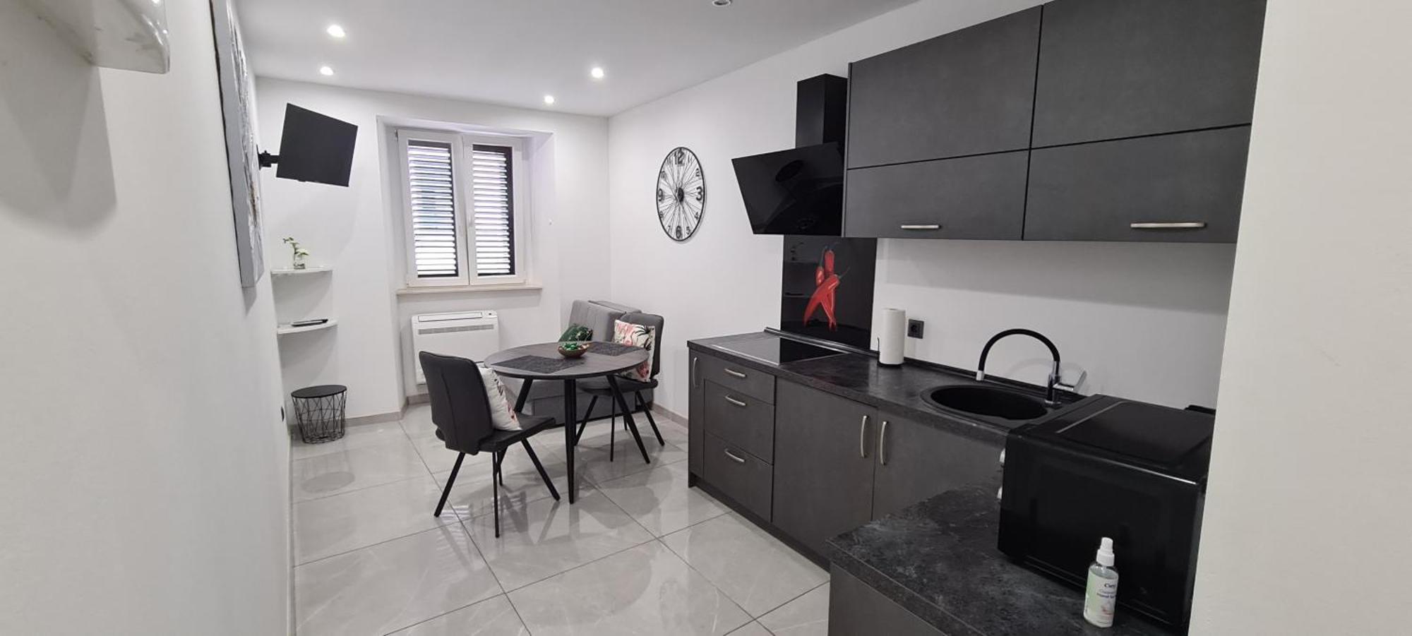 Apartman Julija 1 Rijeka Exterior foto